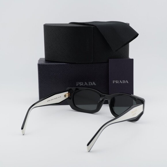 Prada PRB05S 09Q08Z Rectangle Sunglasses – Black\\Dark Grey main image 7